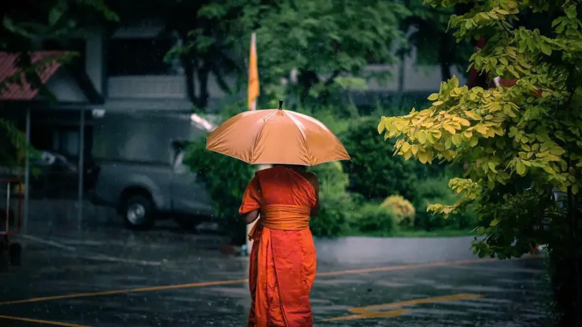 Metaphors as Skillful Means in Buddhist Canonical Literature: A Framework for Transformative Ethical Education (2026)