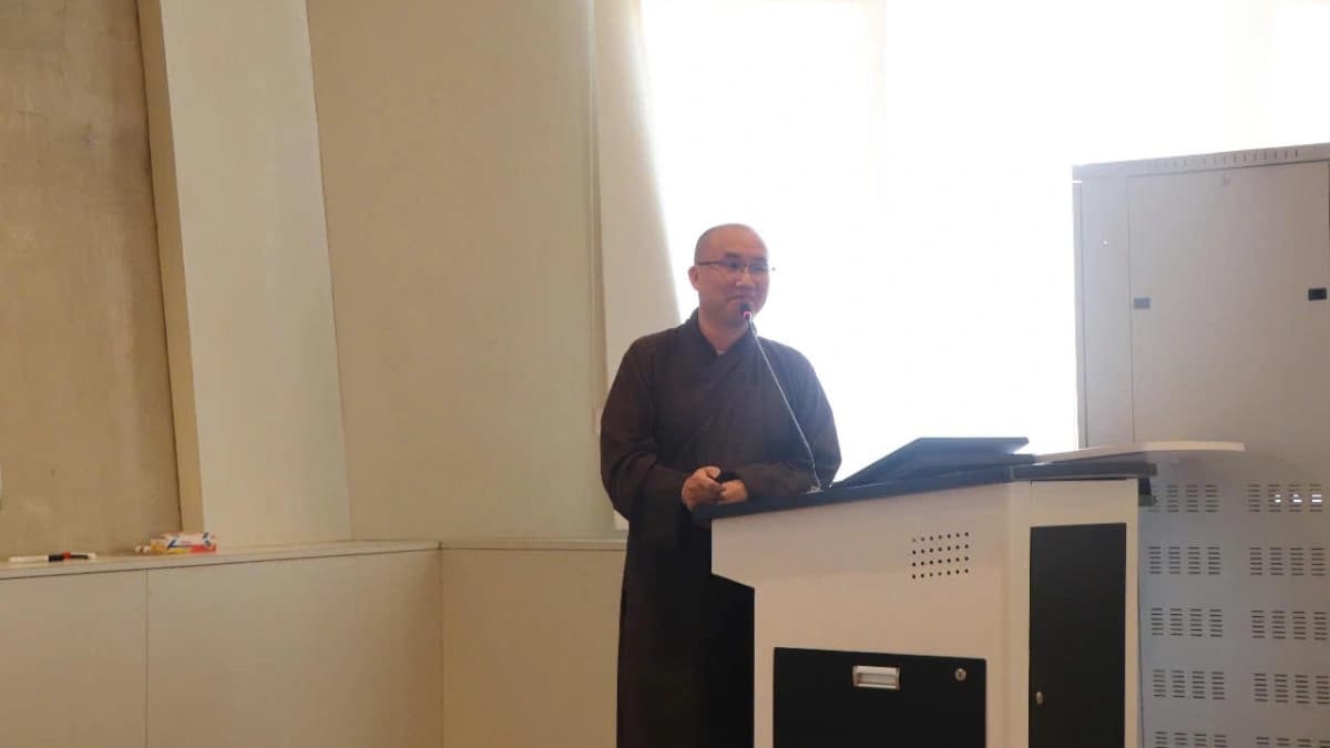 A Comparative Analysis of the Bhikkhu Precepts in the Vinaya Piṭaka and the Dharmaguptaka Vinaya. (2026)