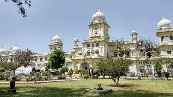 Lucknow những ngày đông lạnh giá nơi đất khách